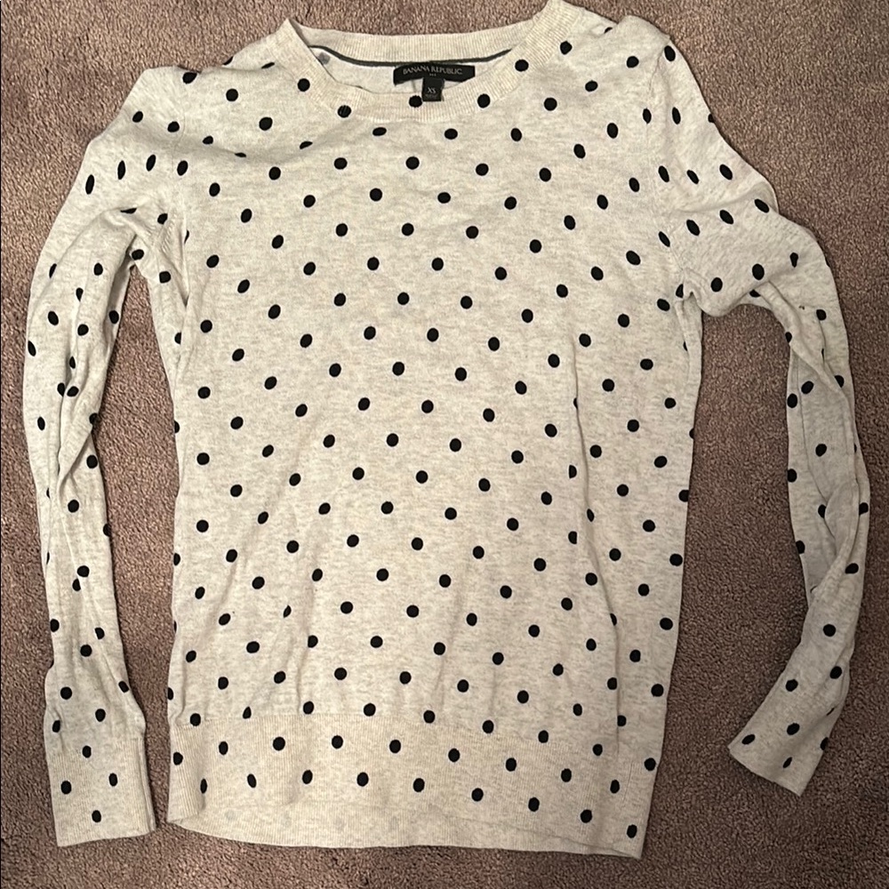 Banana Republic Factory Cream Fitted Ribbed sweater shirt